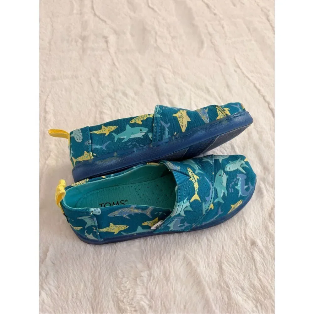 Toms Shoes Kids size 11C Sharks
